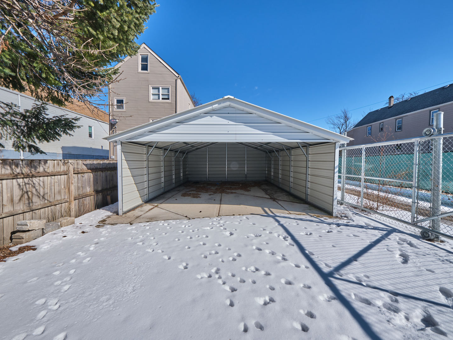 4508 S Wood Street Property Photo 6