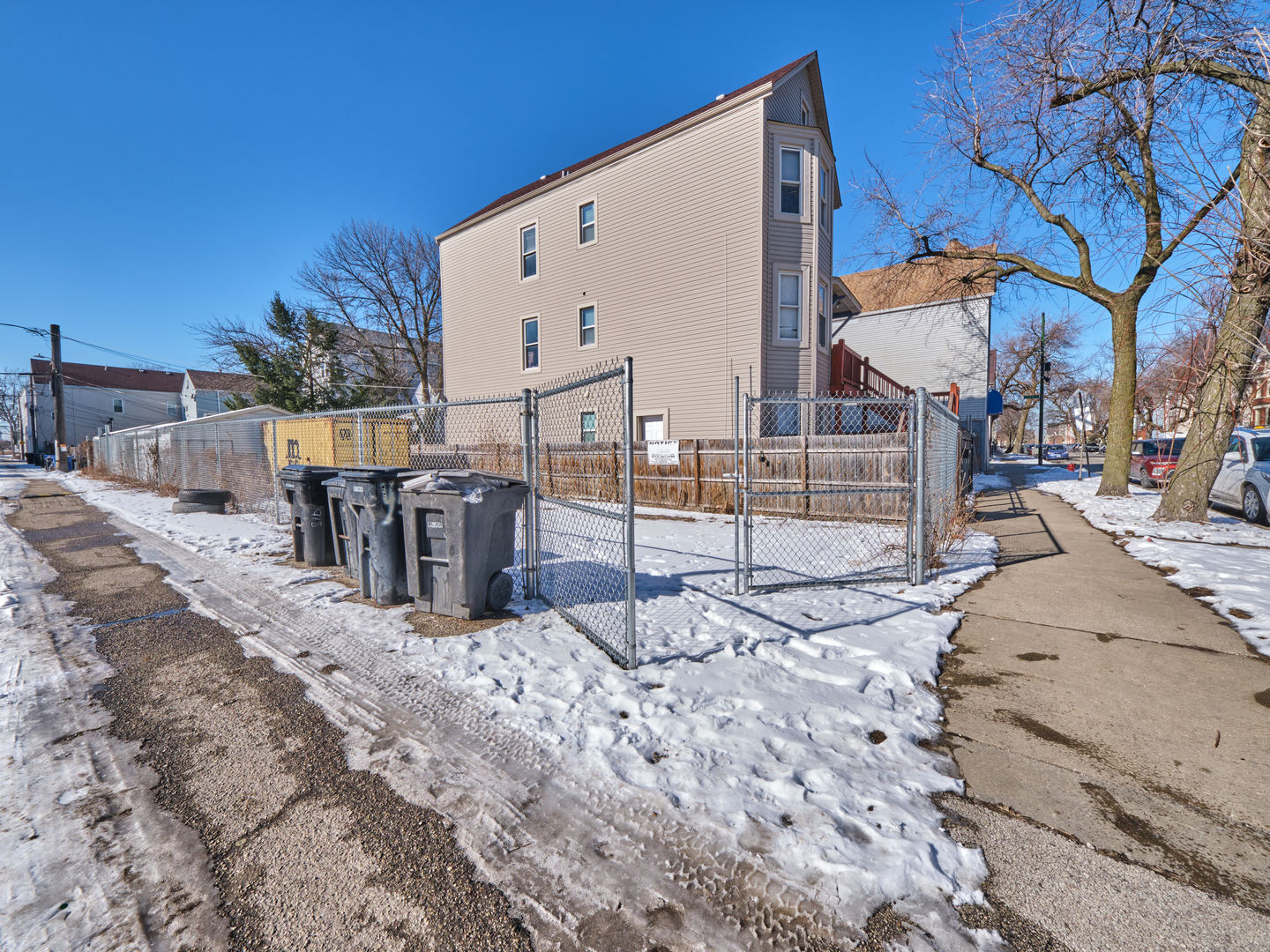 4508 S Wood Street Property Photo 7