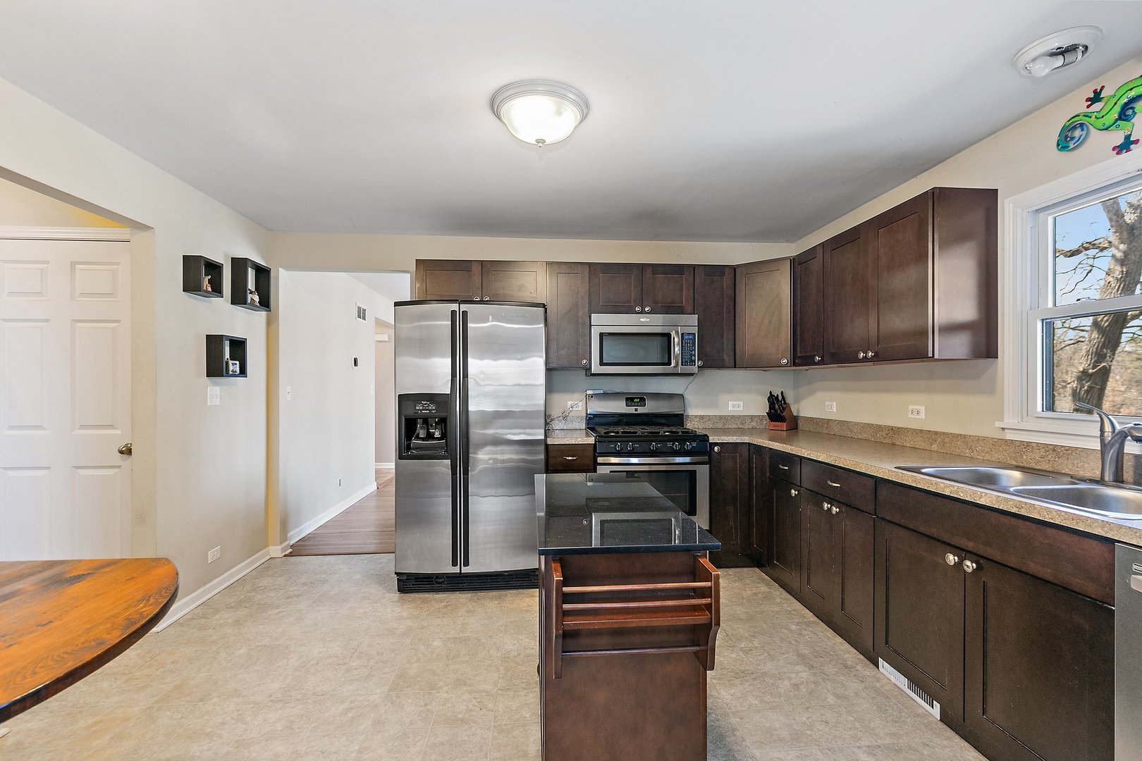 65 Sheridan Street Property Photo 7