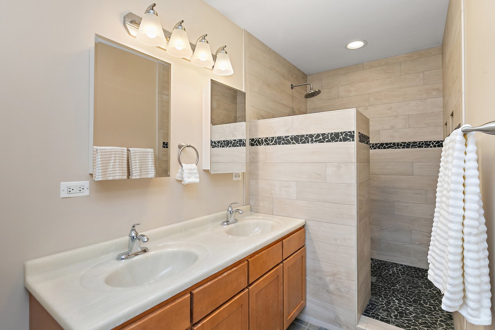 65 Sheridan Street Property Photo 13