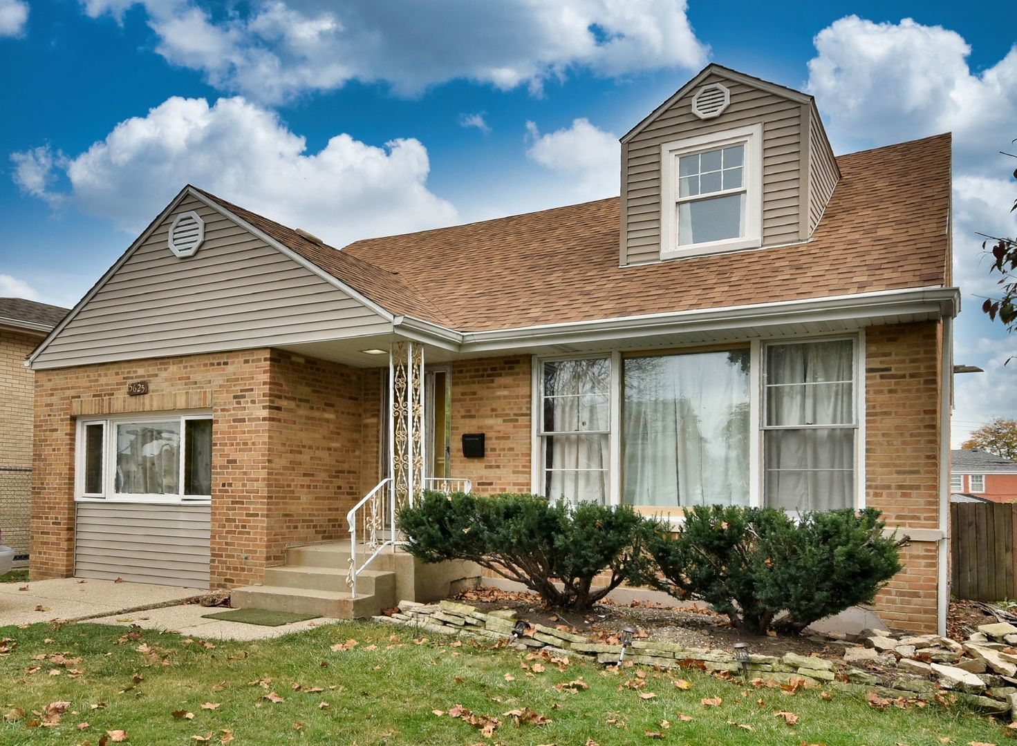 5625 N Ottawa Avenue Property Photo