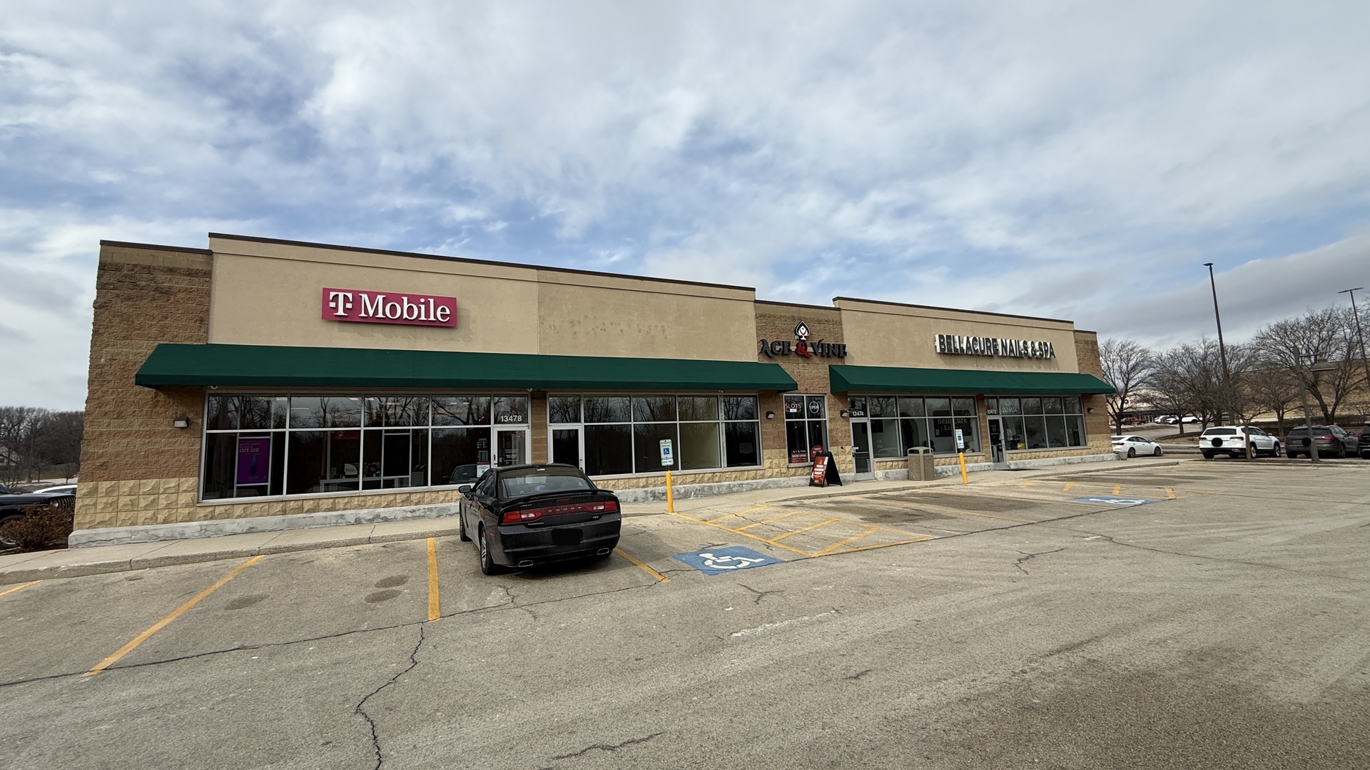 13406-13478 Archer Avenue Property Photo