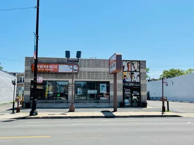 3711 W Lawrence Avenue Property Photo 1