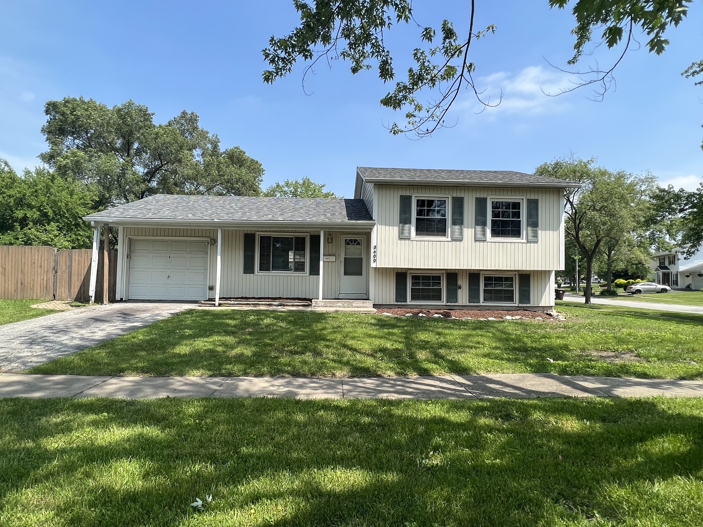 3400 Seine Court Property Photo