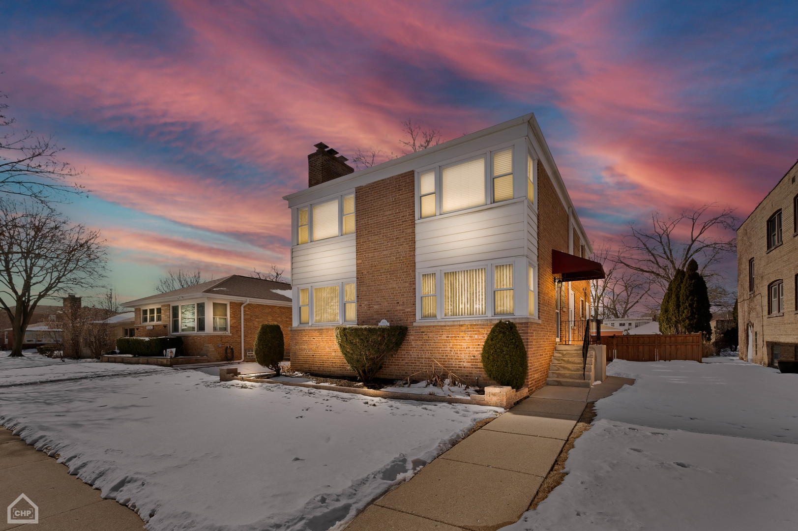 8912 Forestview Road Property Photo
