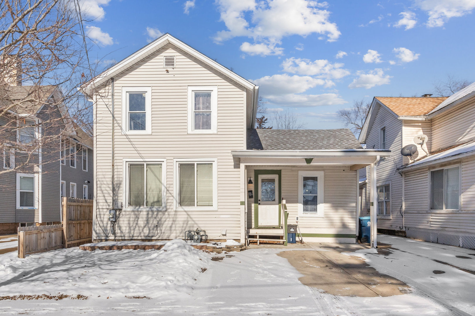572 North Avenue Property Photo