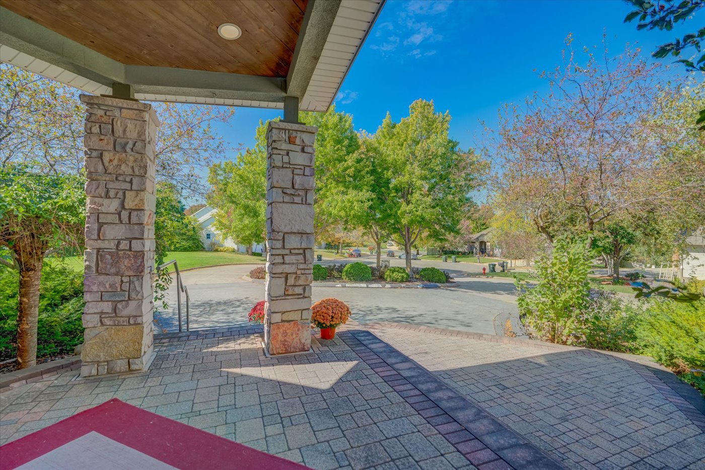 1237 Marcella Court Property Photo 33
