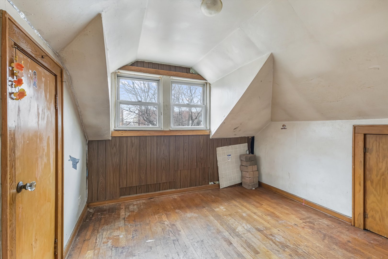 6621 S Fairfield Avenue Property Photo 14