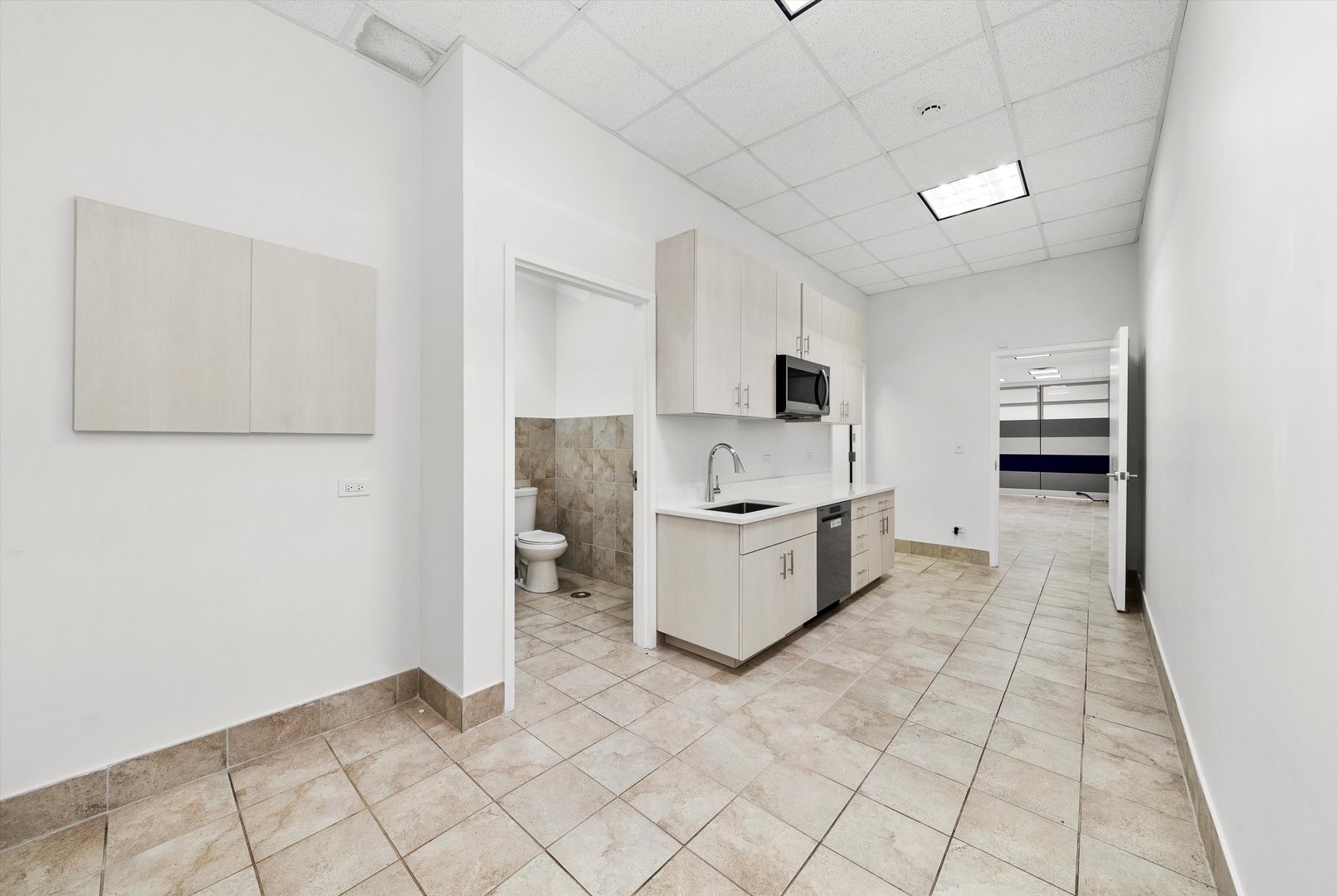 6730 Cermak Road Property Photo 18