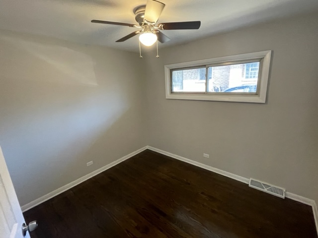 8658 S University Avenue Property Photo 7