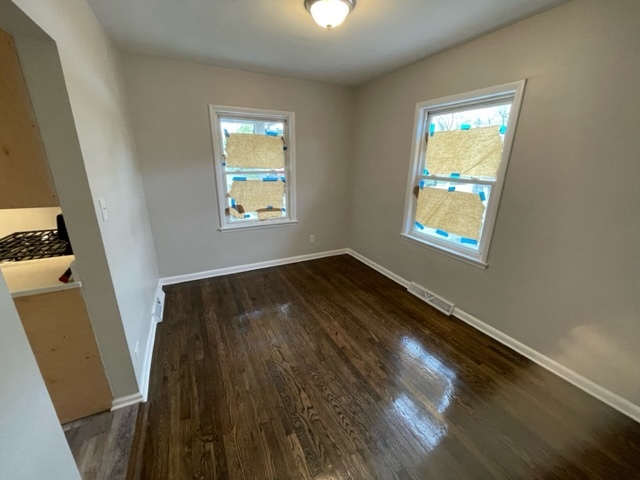 9141 S Colfax Avenue Property Photo 4