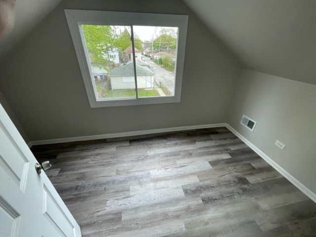 9141 S Colfax Avenue Property Photo 10