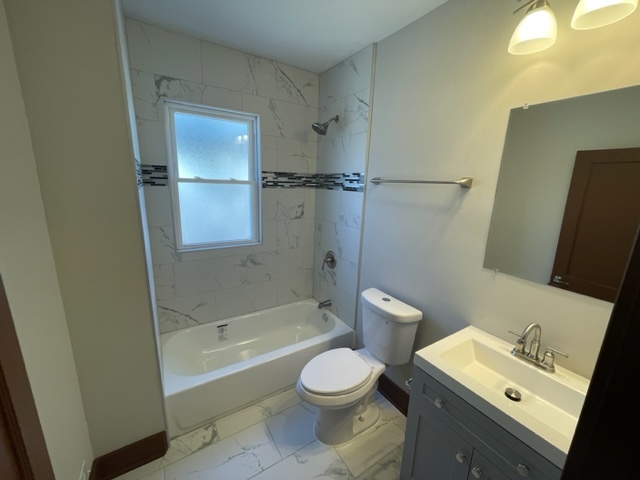 12120 S Parnell Avenue Property Photo 10