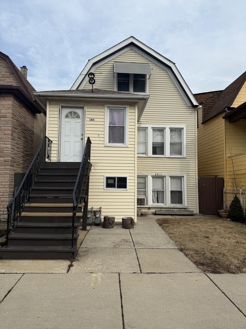 2415 S 50th Avenue Property Photo 1