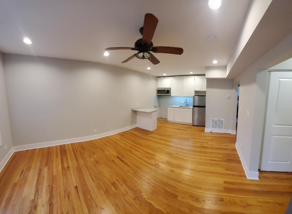 2232 W Irving Park Road Property Photo 2