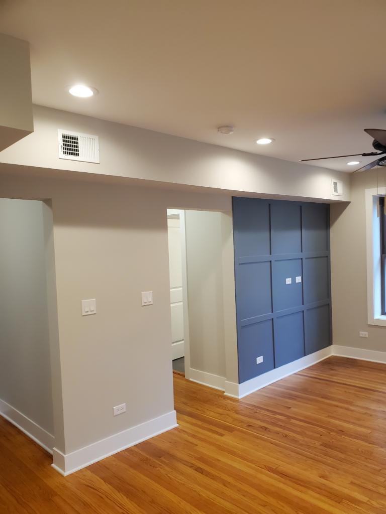 2232 W Irving Park Road Property Photo 4