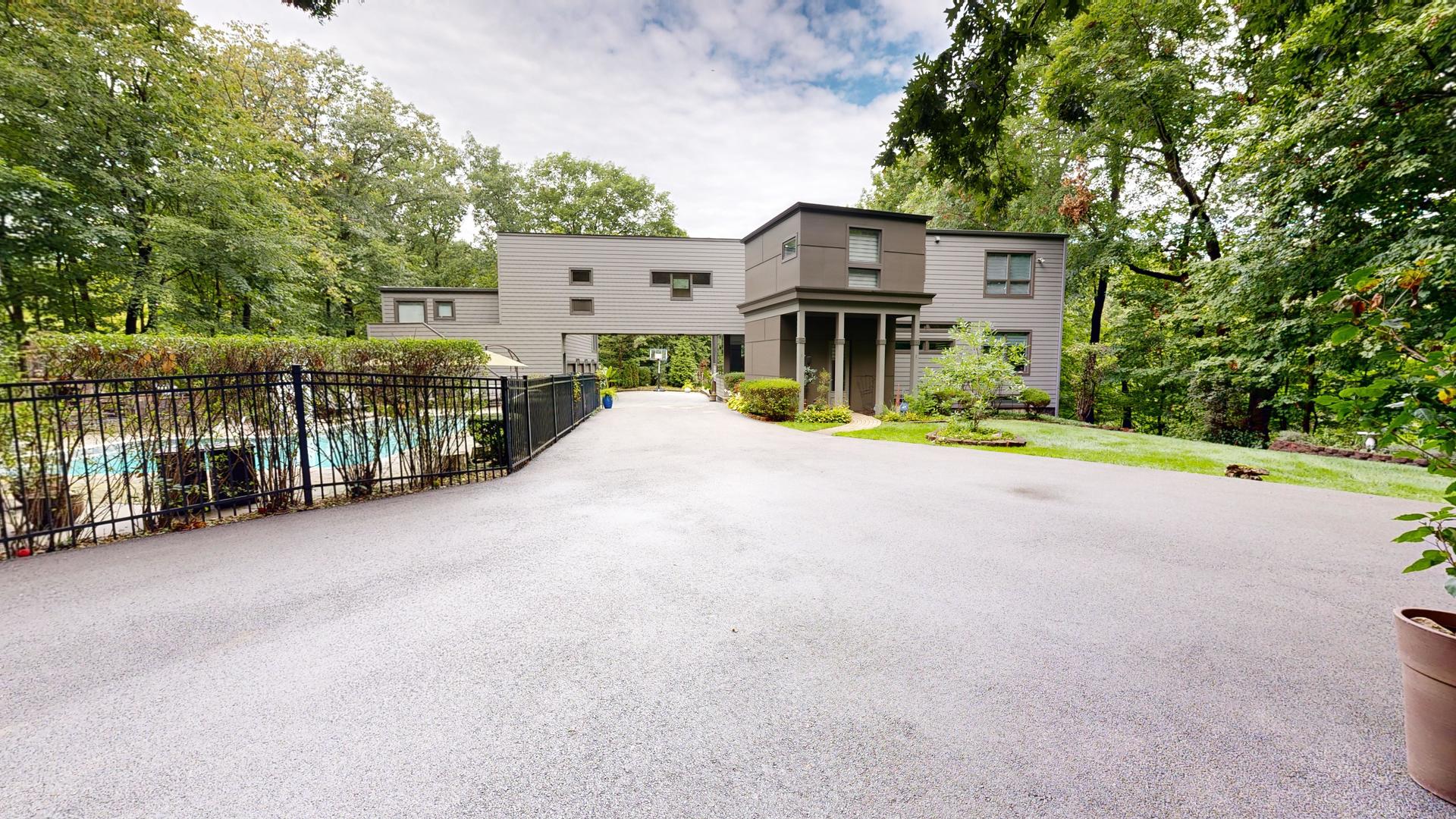 832 Ironwood Drive Property Photo