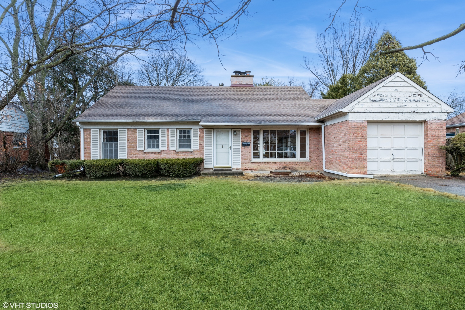 2232 Glenview Road Property Photo
