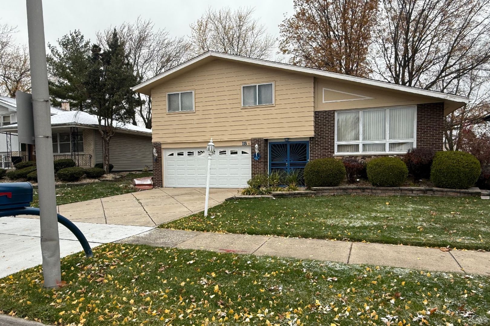 18 E 155th Place Property Photo
