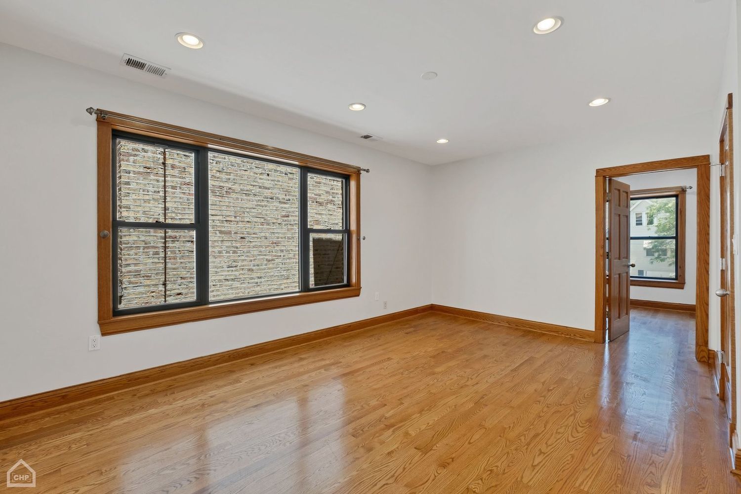 4544 N Western Avenue Property Photo 43