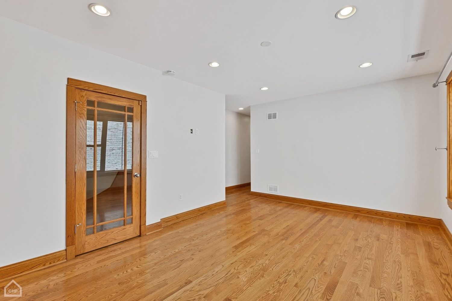 4544 N Western Avenue Property Photo 44