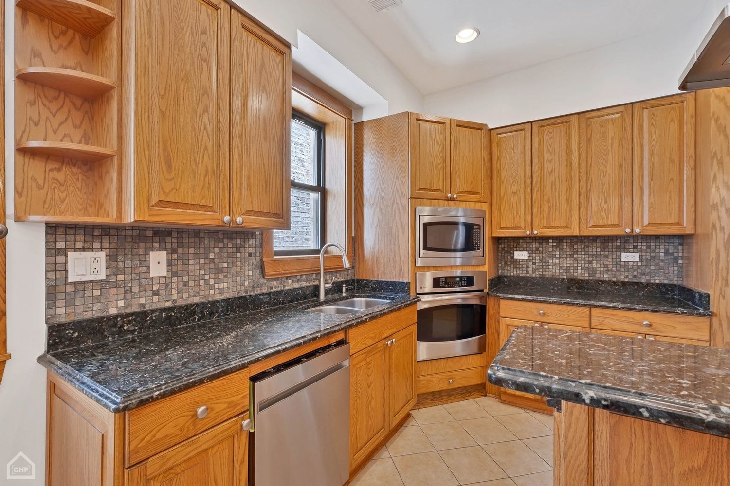 4544 N Western Avenue Property Photo 48
