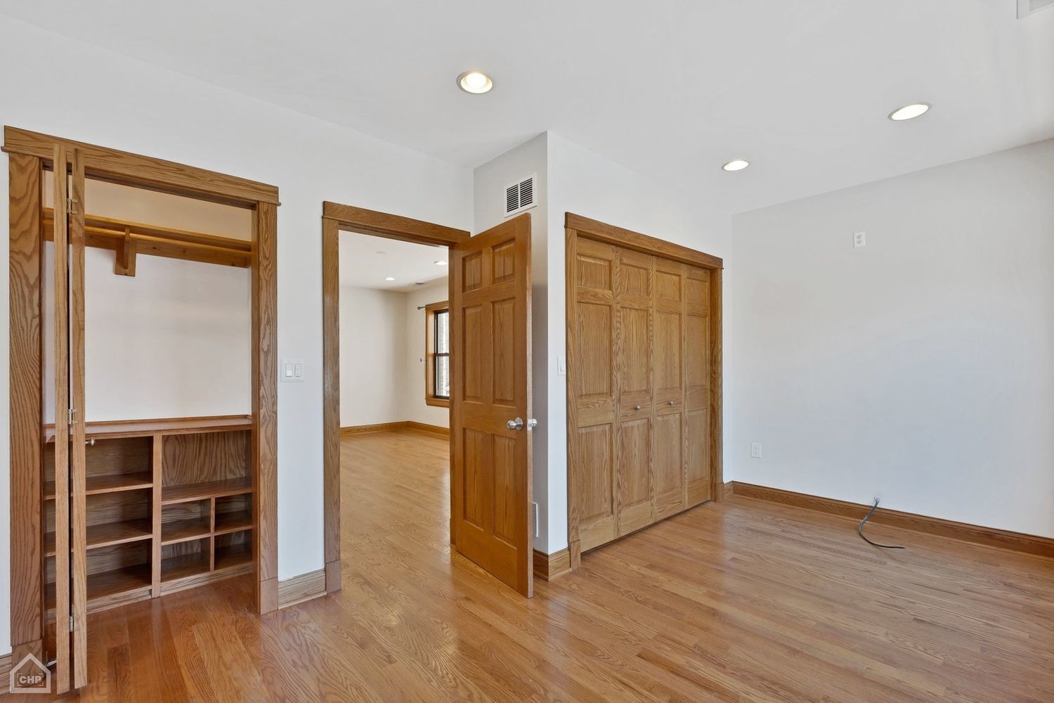 4544 N Western Avenue Property Photo 57