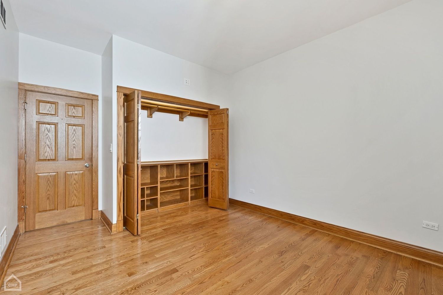 4544 N Western Avenue Property Photo 62