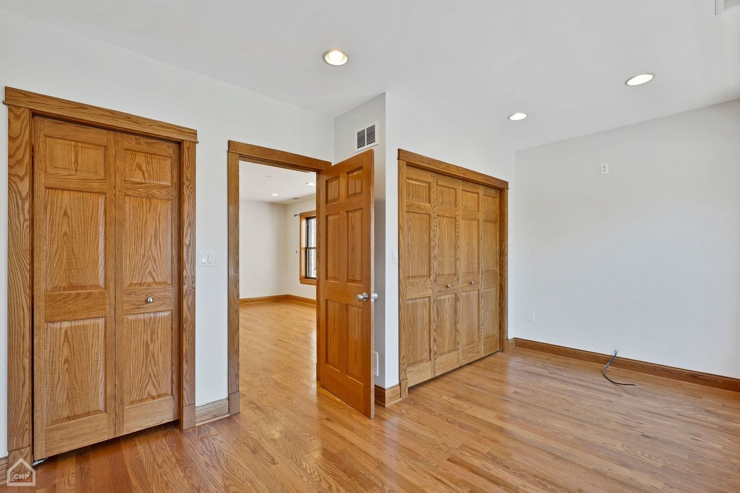 4544 N Western Avenue Property Photo 72