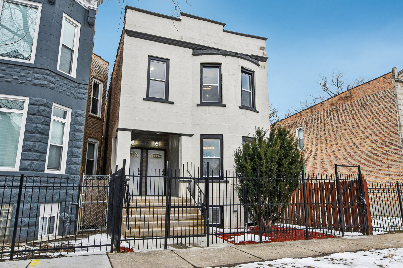 3928 W Fillmore Street Property Photo