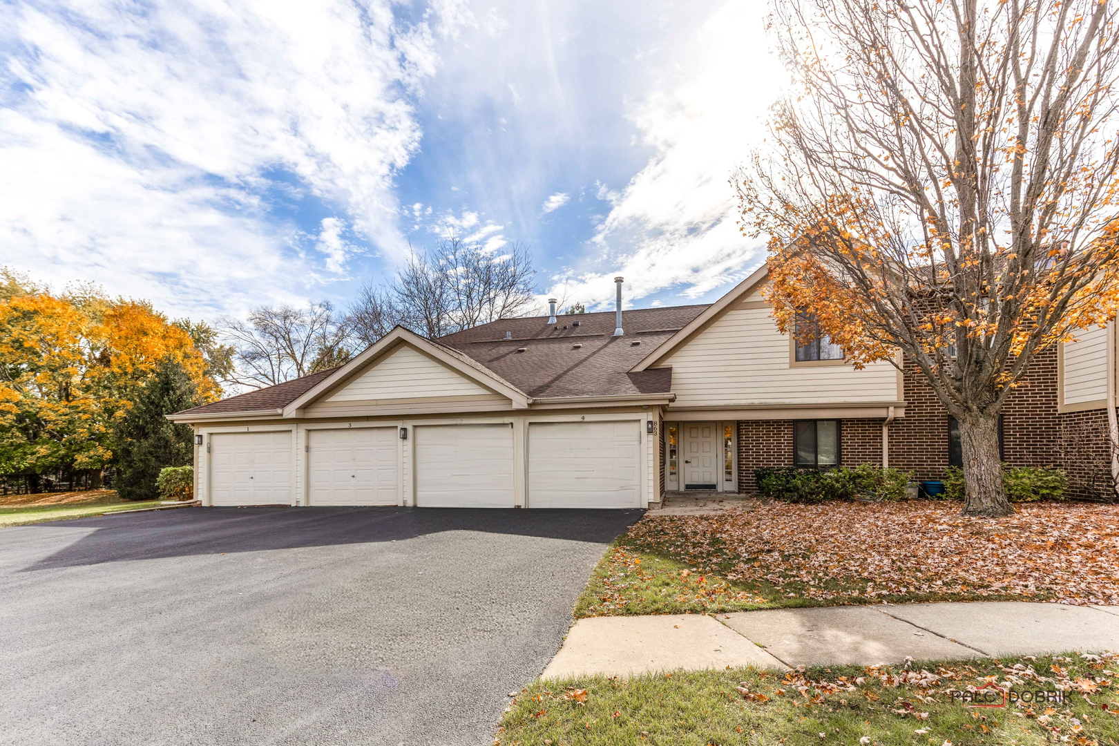 863 E Coach Road 1 Property Photo