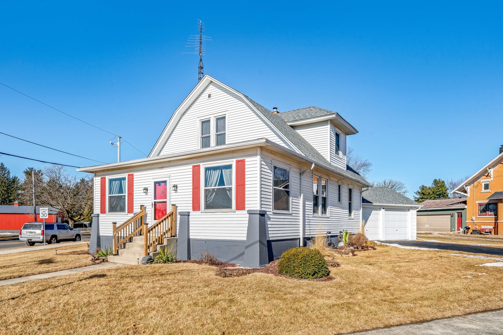 310 Flagg Street Property Photo
