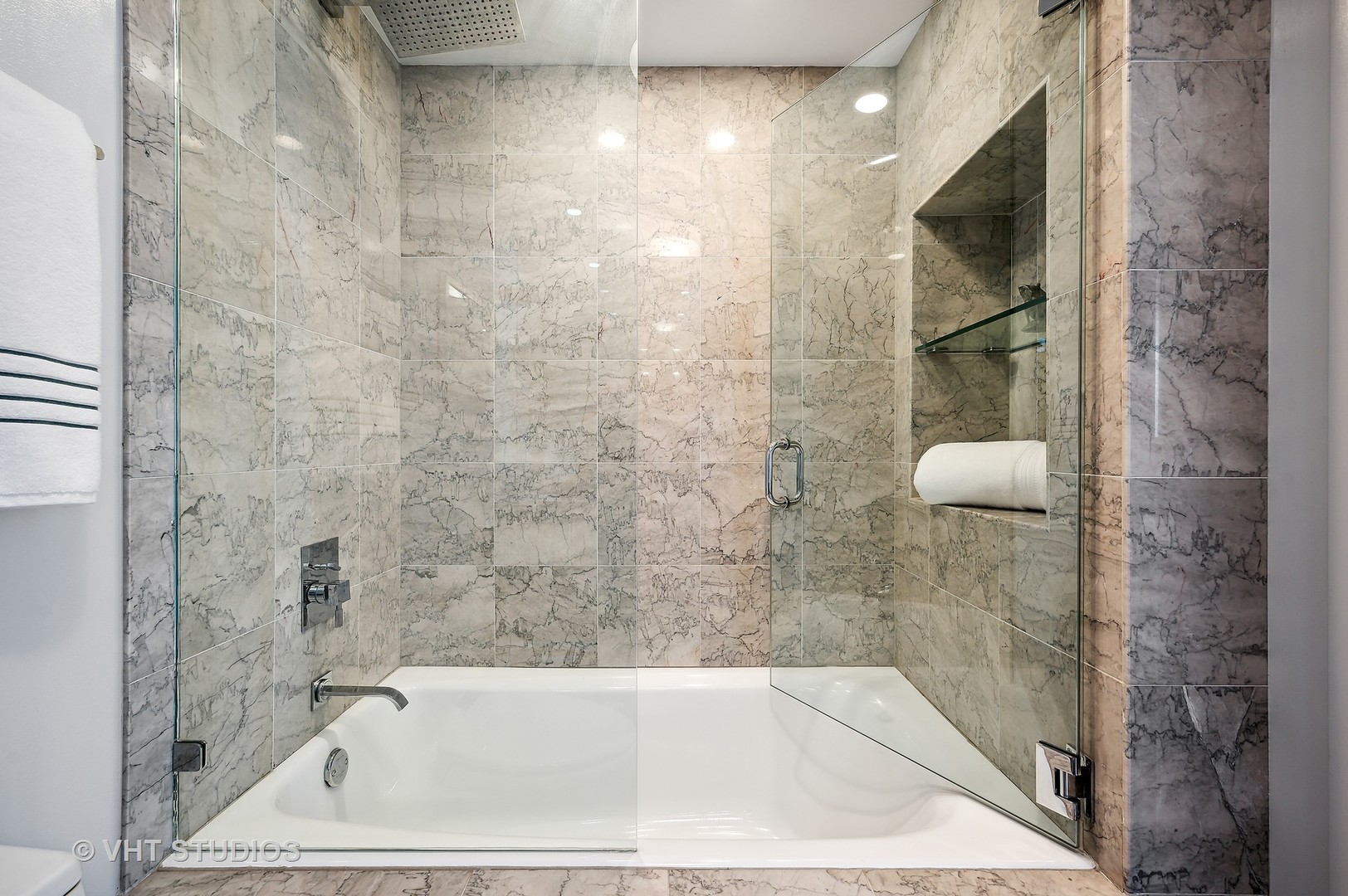 474 N Lake Shore Drive 4810 Property Photo 26