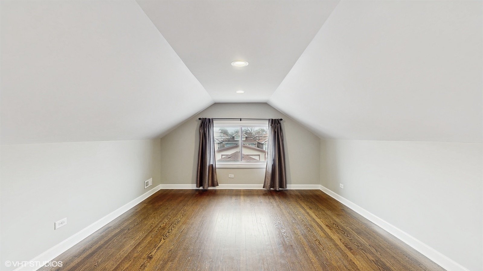 1423 Ridgeland Avenue Property Photo 17
