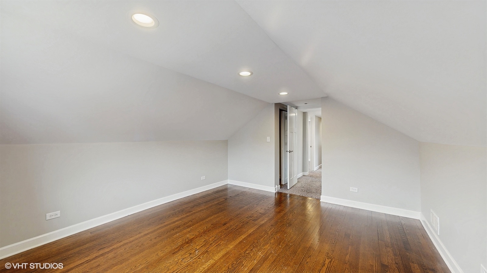 1423 Ridgeland Avenue Property Photo 18