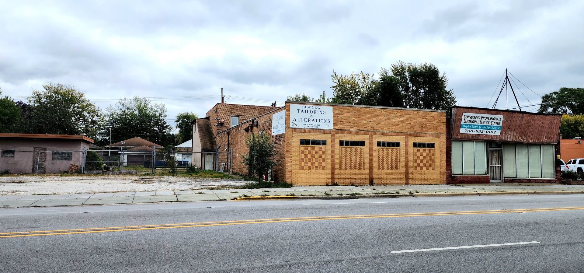591 Burnham Avenue Property Photo 2