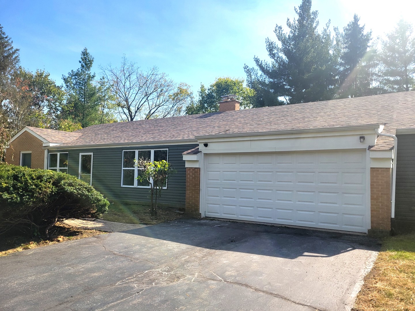 831 Winmoor Dr Property Photo