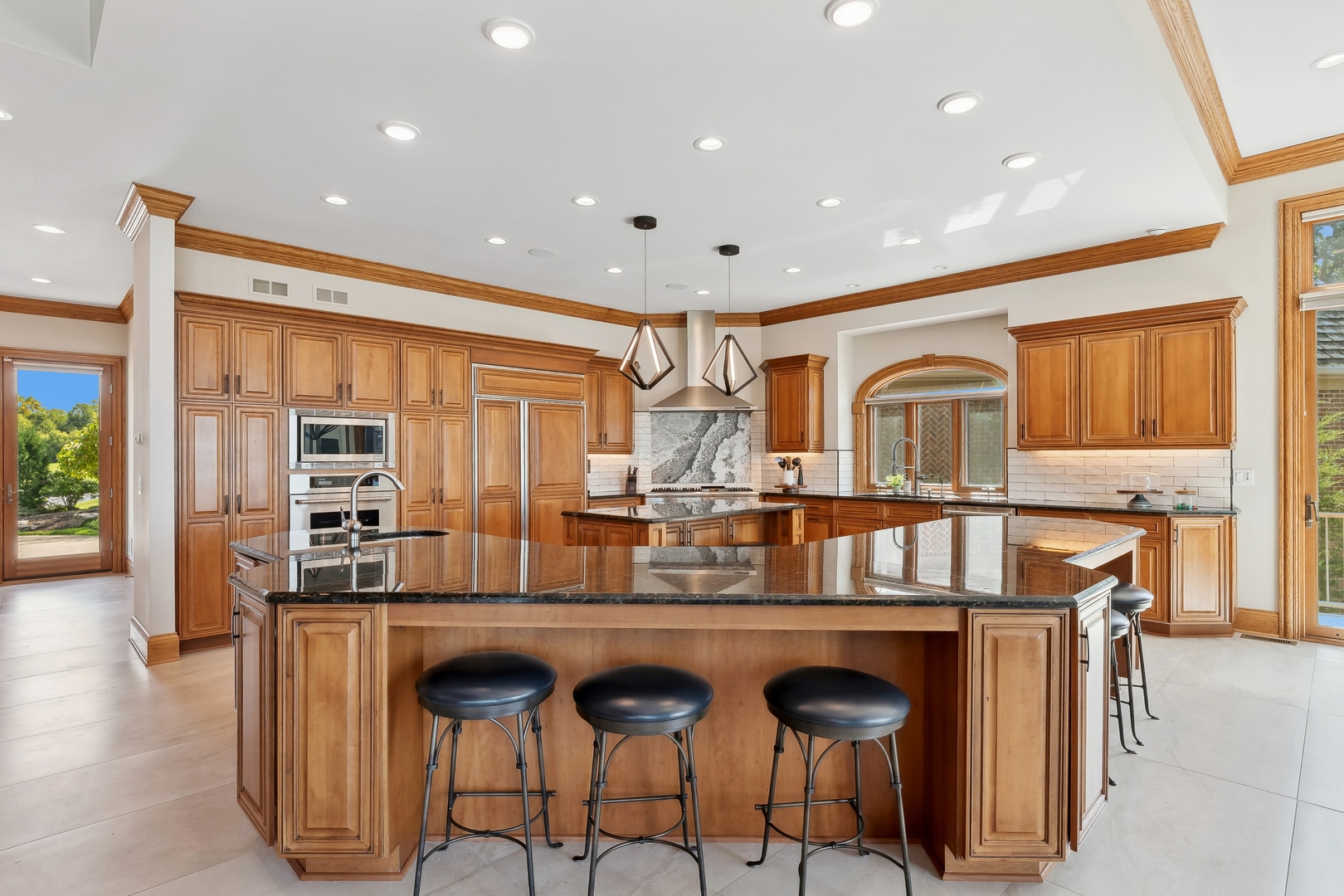 25164 W Sunset Lane Property Photo 8