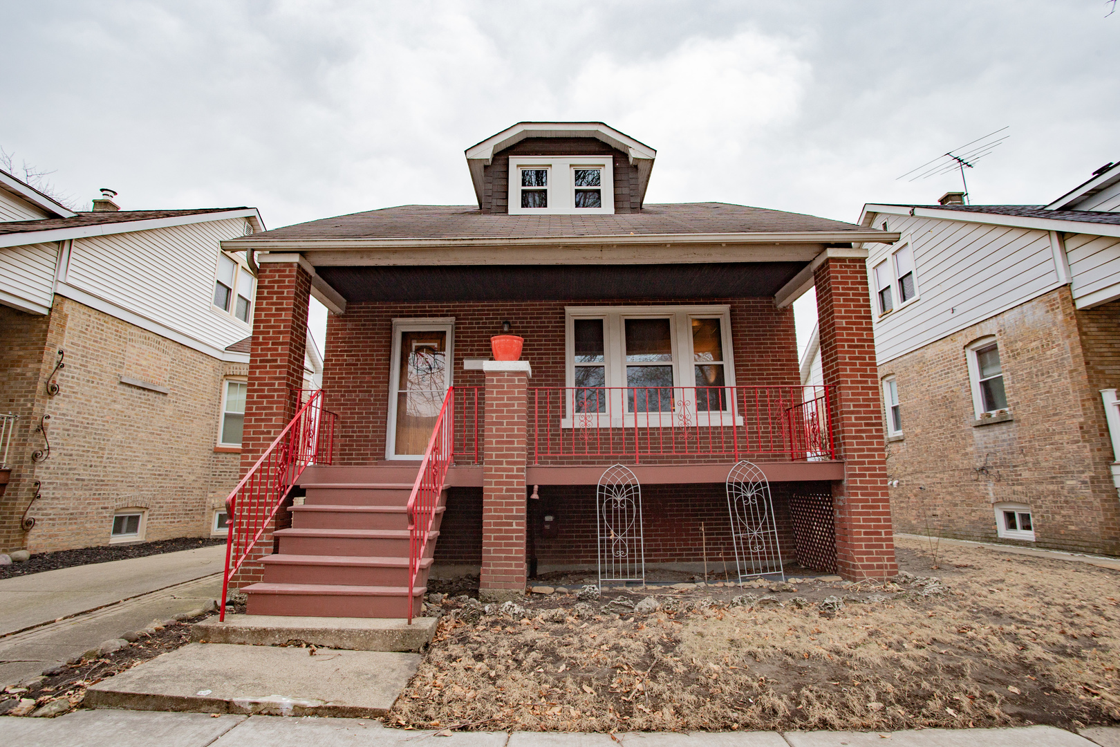 6453 N Sayre Avenue Property Photo