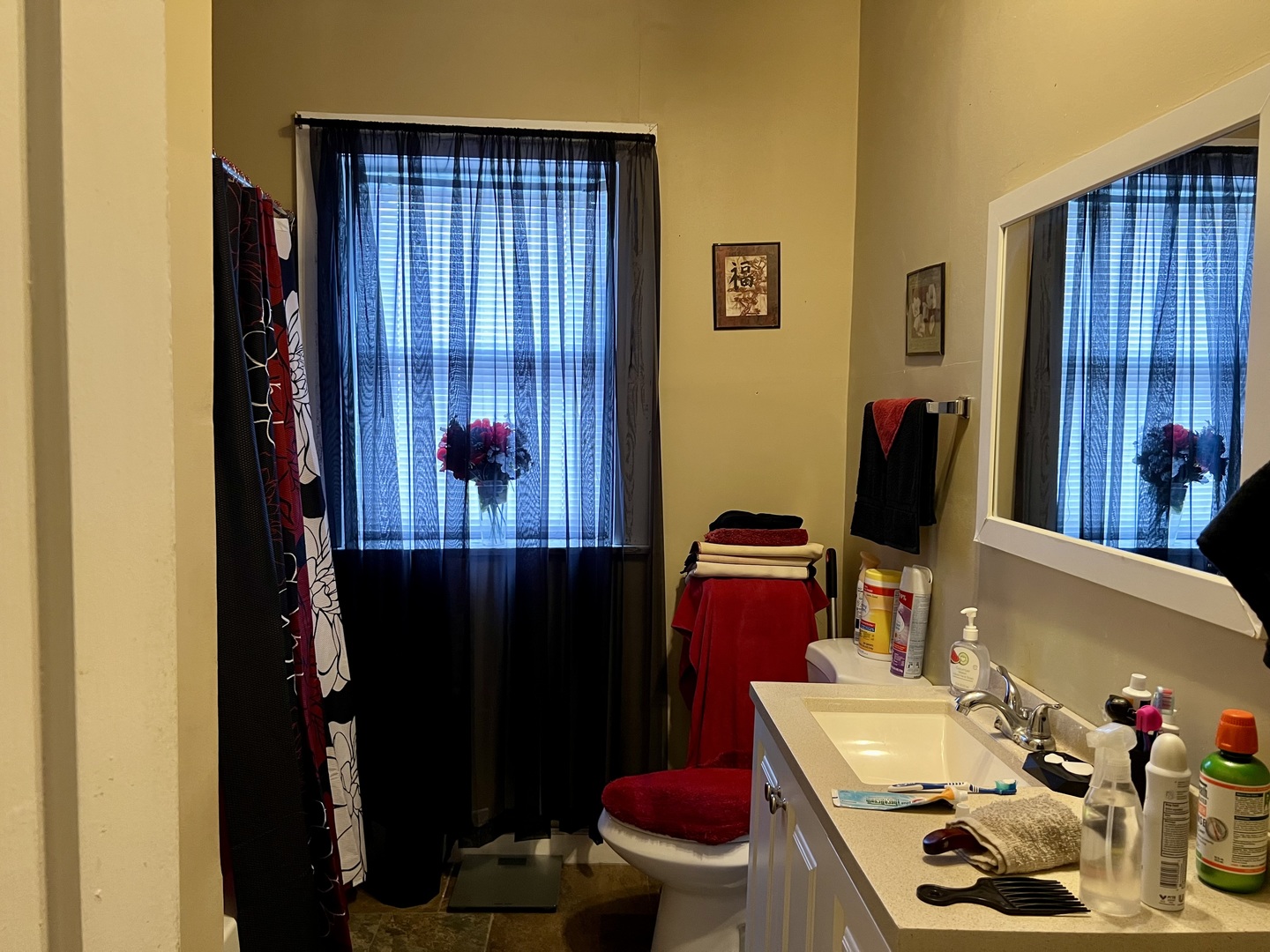 7801 S Euclid Avenue Property Photo 12