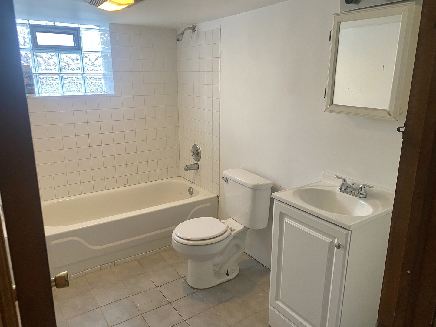 7801 S Euclid Avenue Property Photo 22