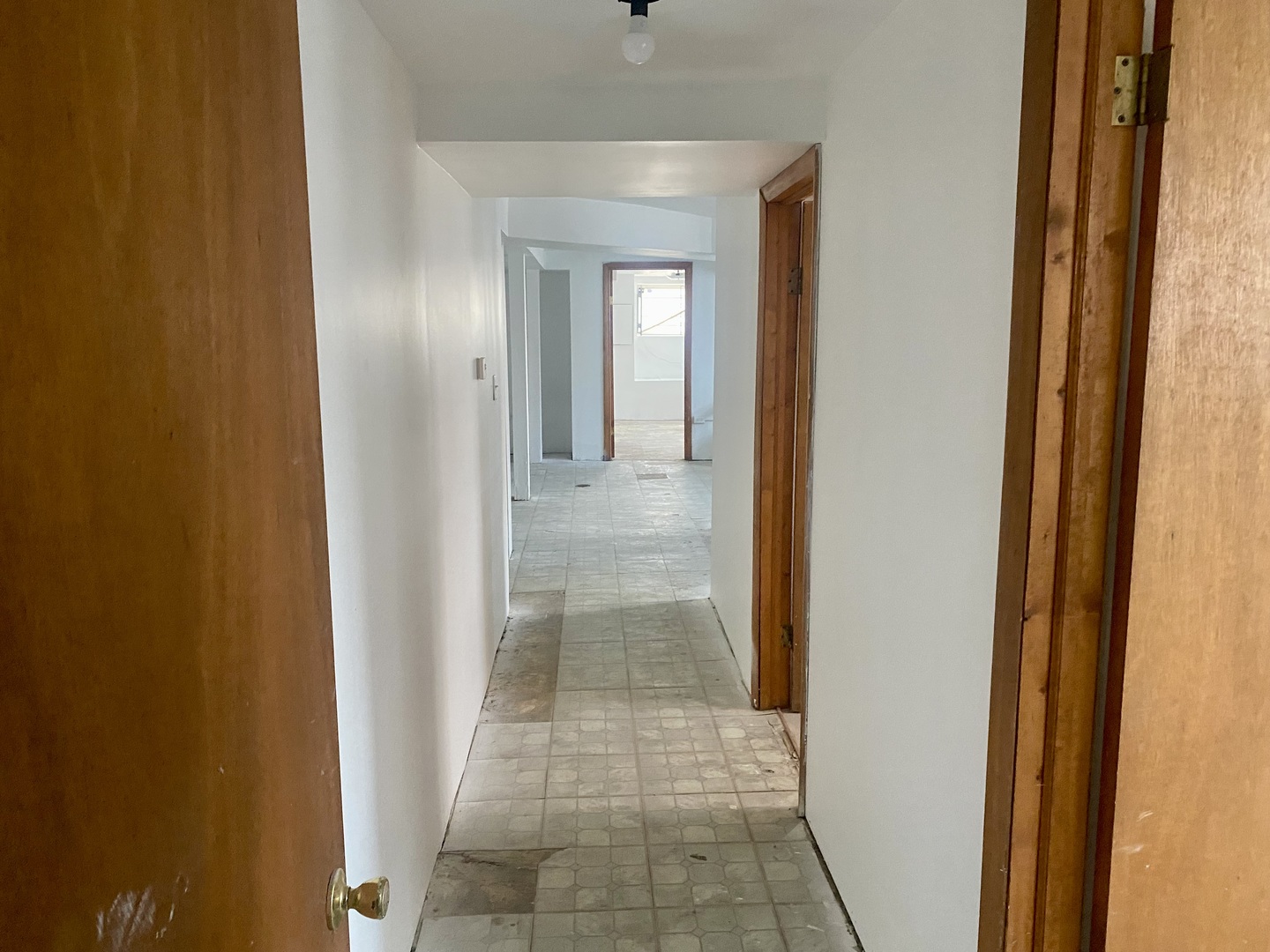 7801 S Euclid Avenue Property Photo 25