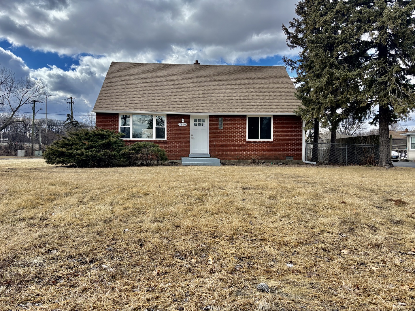 7950 S 87th Court Property Photo