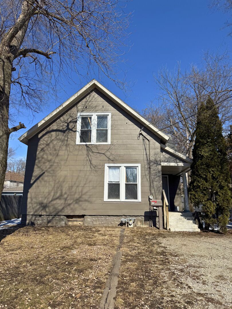 1025 E Benton Street Property Photo