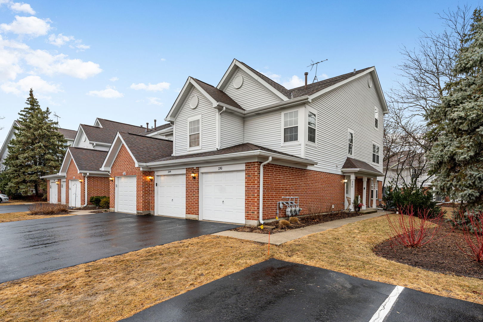 244 Ashbury Lane E Property Photo
