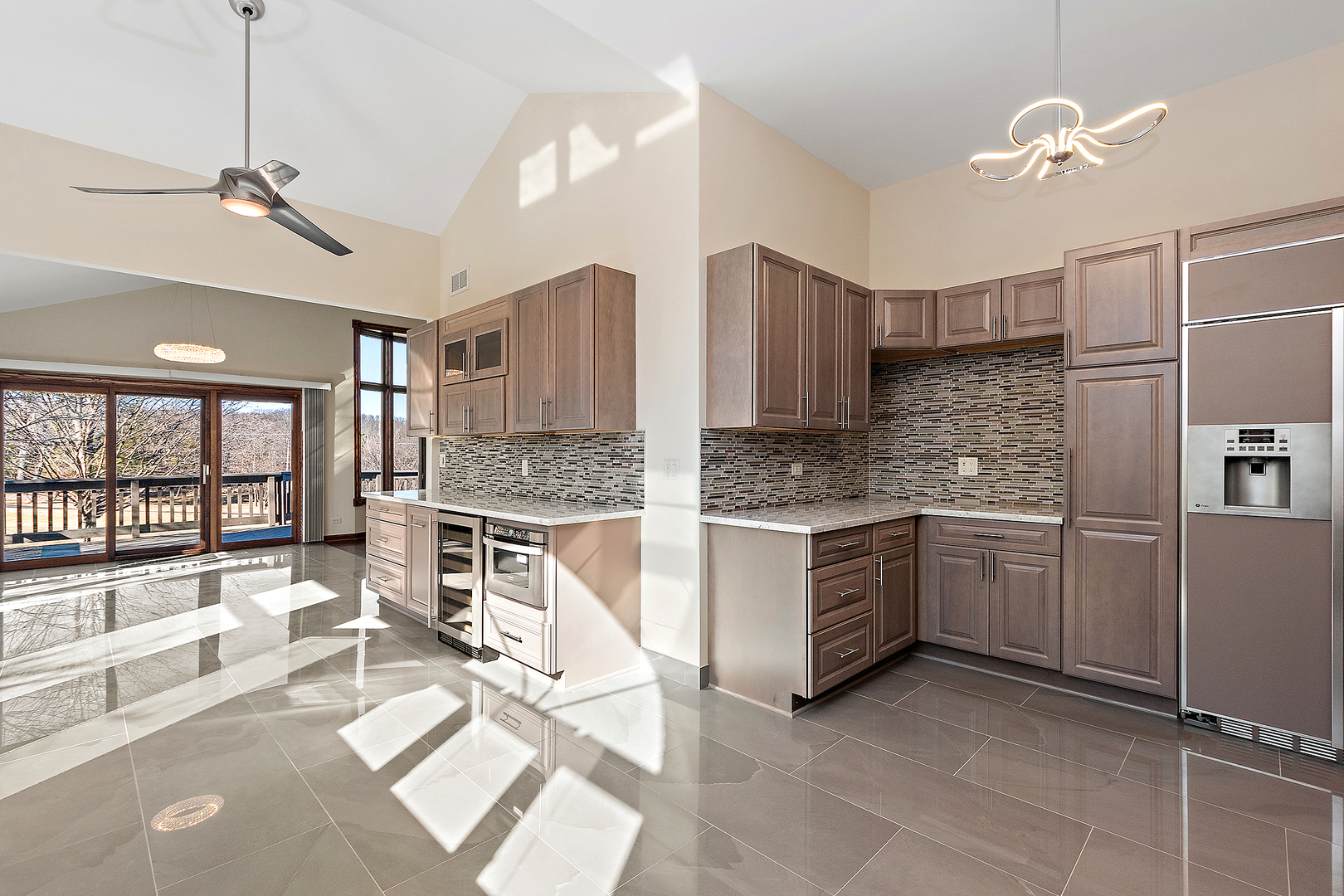10546 Golf Road Property Photo 12
