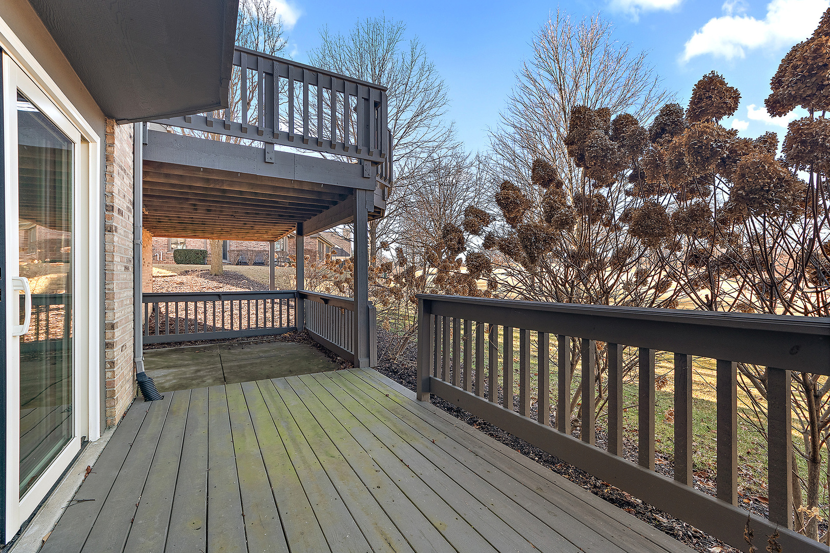 10546 Golf Road Property Photo 30