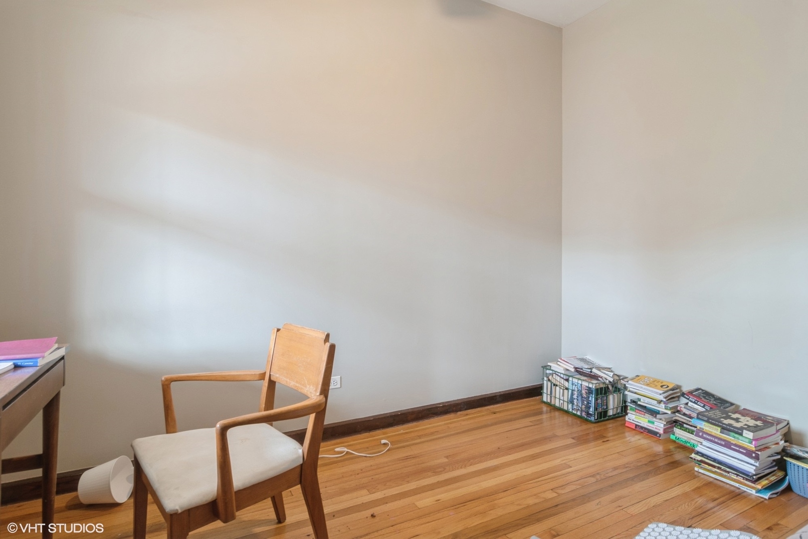 951 N Oakley Boulevard Property Photo 8