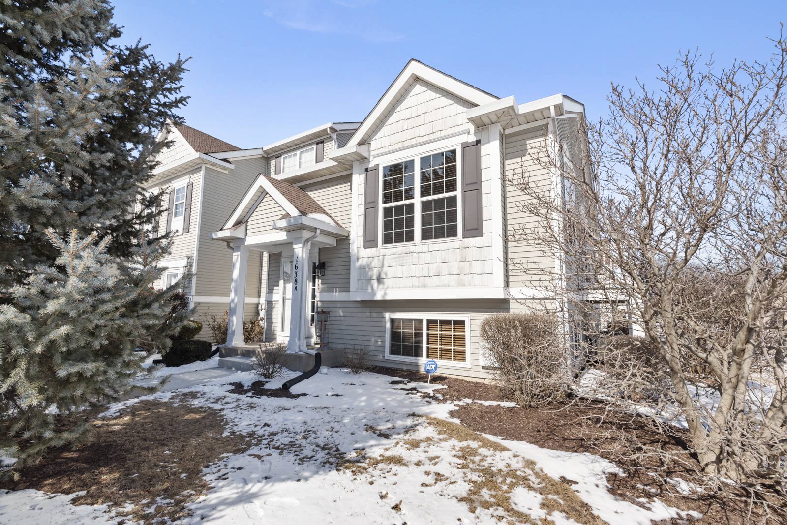 1638 Fieldstone Drive Property Photo
