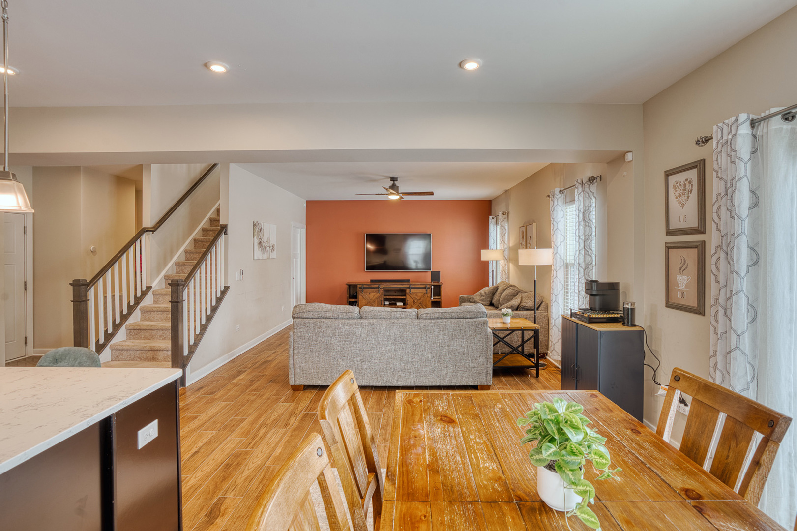 950 Neuway Lane Property Photo 10